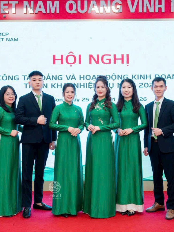 Áo dài đồng phục doanh nghiệp