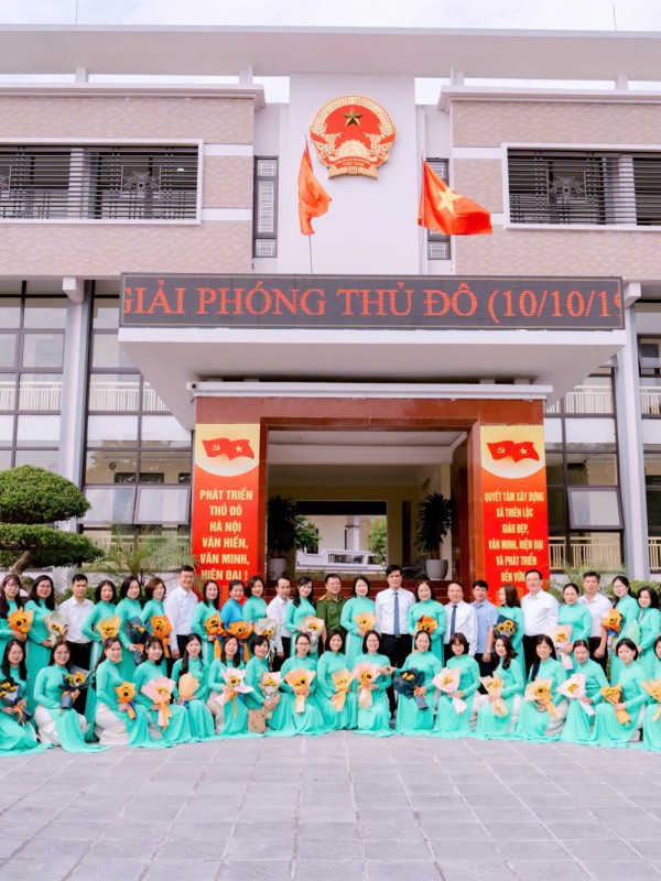 Áo dài đồng phục doanh nghiệp